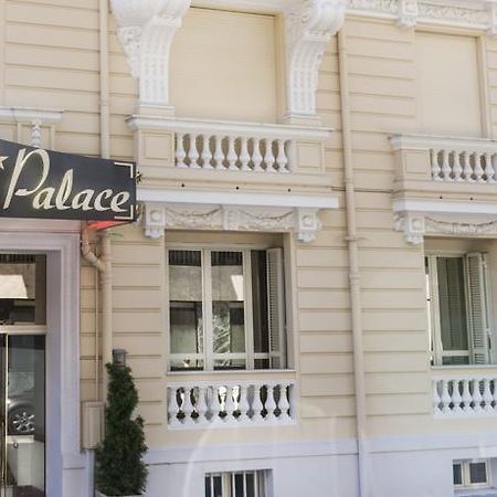 Hotel Little Palace Dibrugarh ภายนอก รูปภาพ