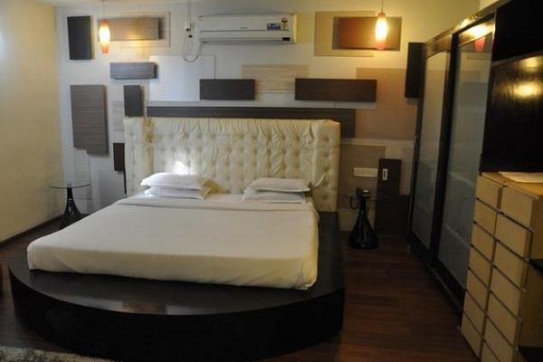Hotel Little Palace Dibrugarh ภายนอก รูปภาพ
